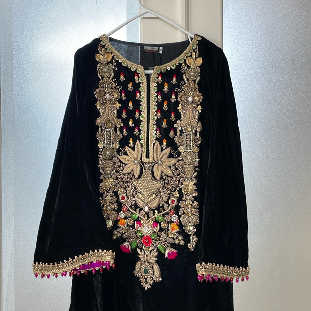Beautiful 3 PCs Pakistani designer wedding, evening dress
